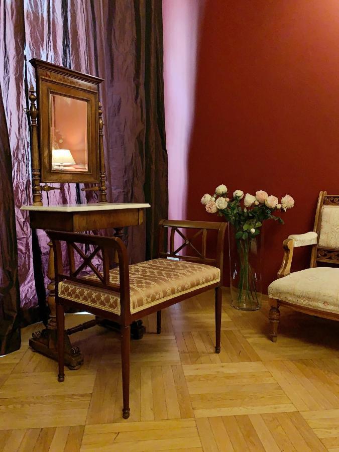 Small Luxury Palace Praga