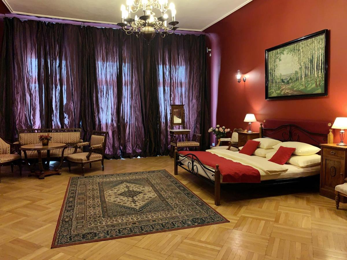 Small Luxury Palace 4* Praga